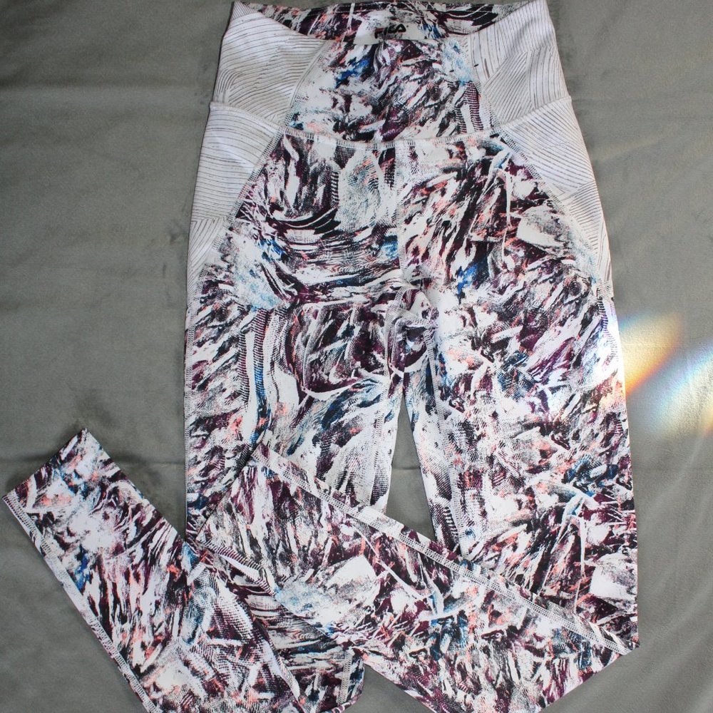 Fila Sport Women's Size XS White And Multicolor Ankle Crop Leggings RN 73277